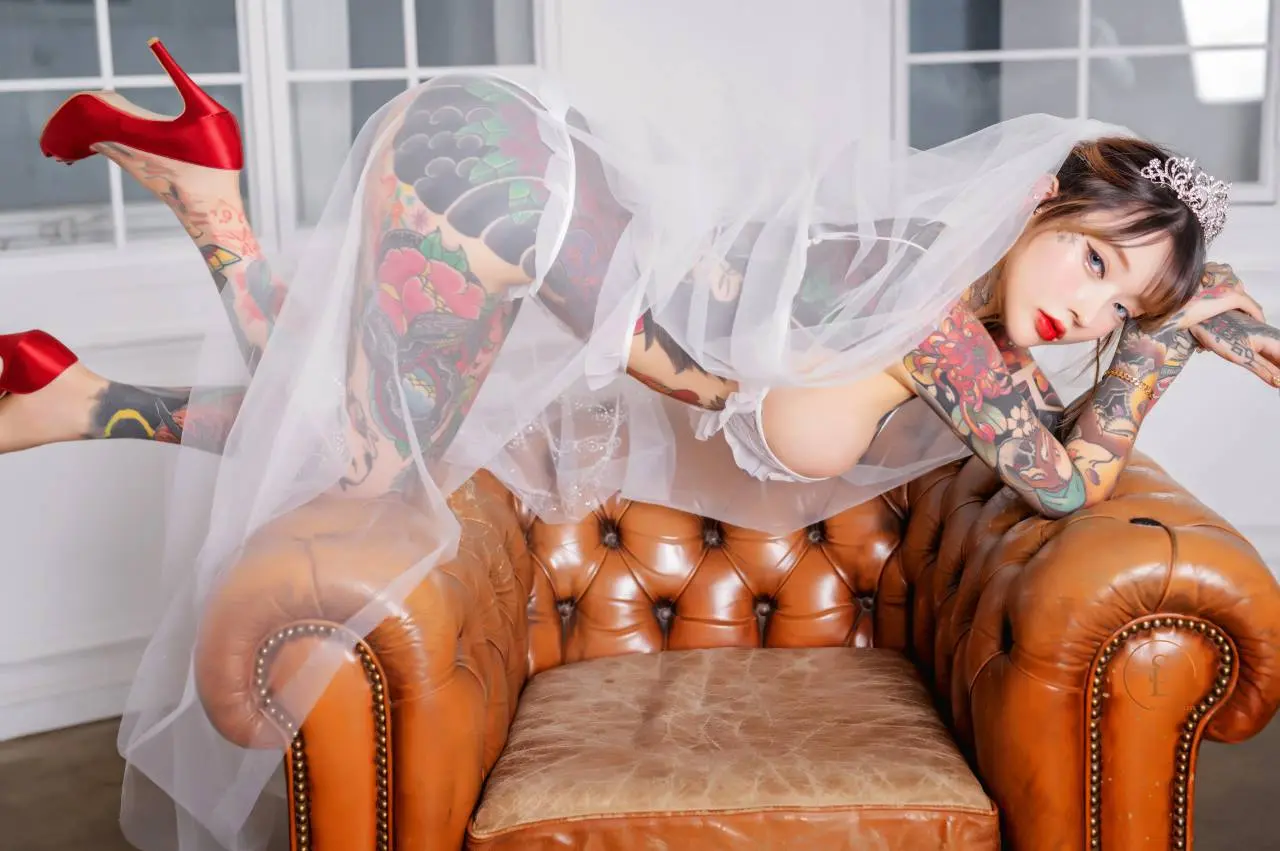 jav sex pics - asian erotic porn korean teen with big tits and sexy tattoo xxx
